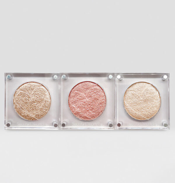 19.5 Trio de Sombras Riding Solo