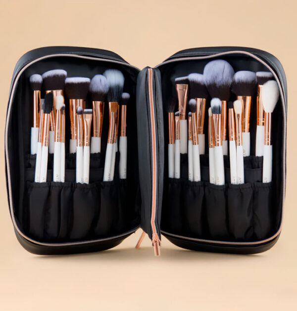 87.5 Kit De Brochas Flawless White x 28