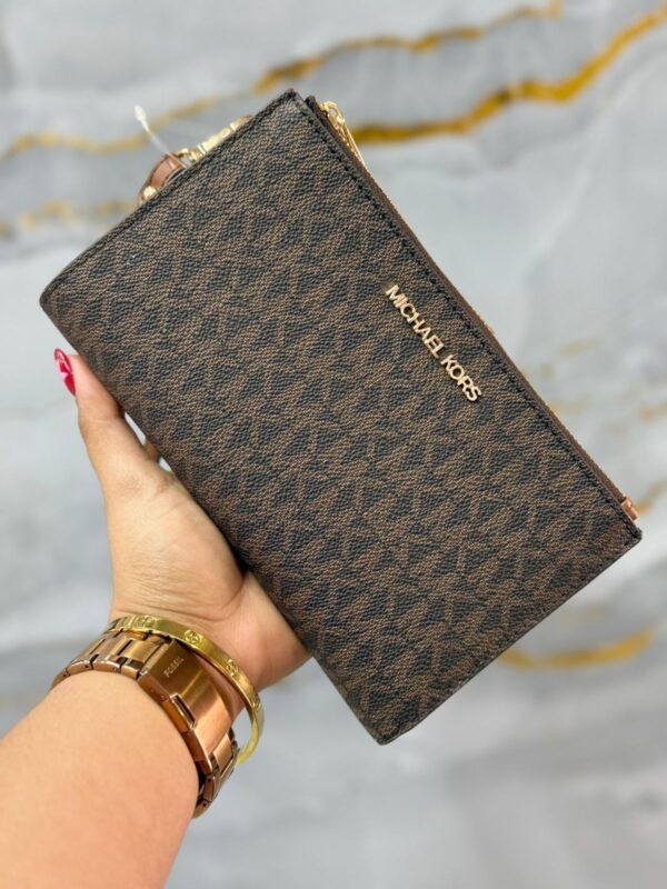 BROWN MICHAEL KORS cartera jet set travel double zip westlt